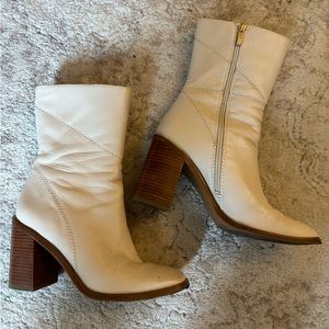 Franco Sarto Sz 9: Gently used cream designer, black heeled boots - REAL LEATHER